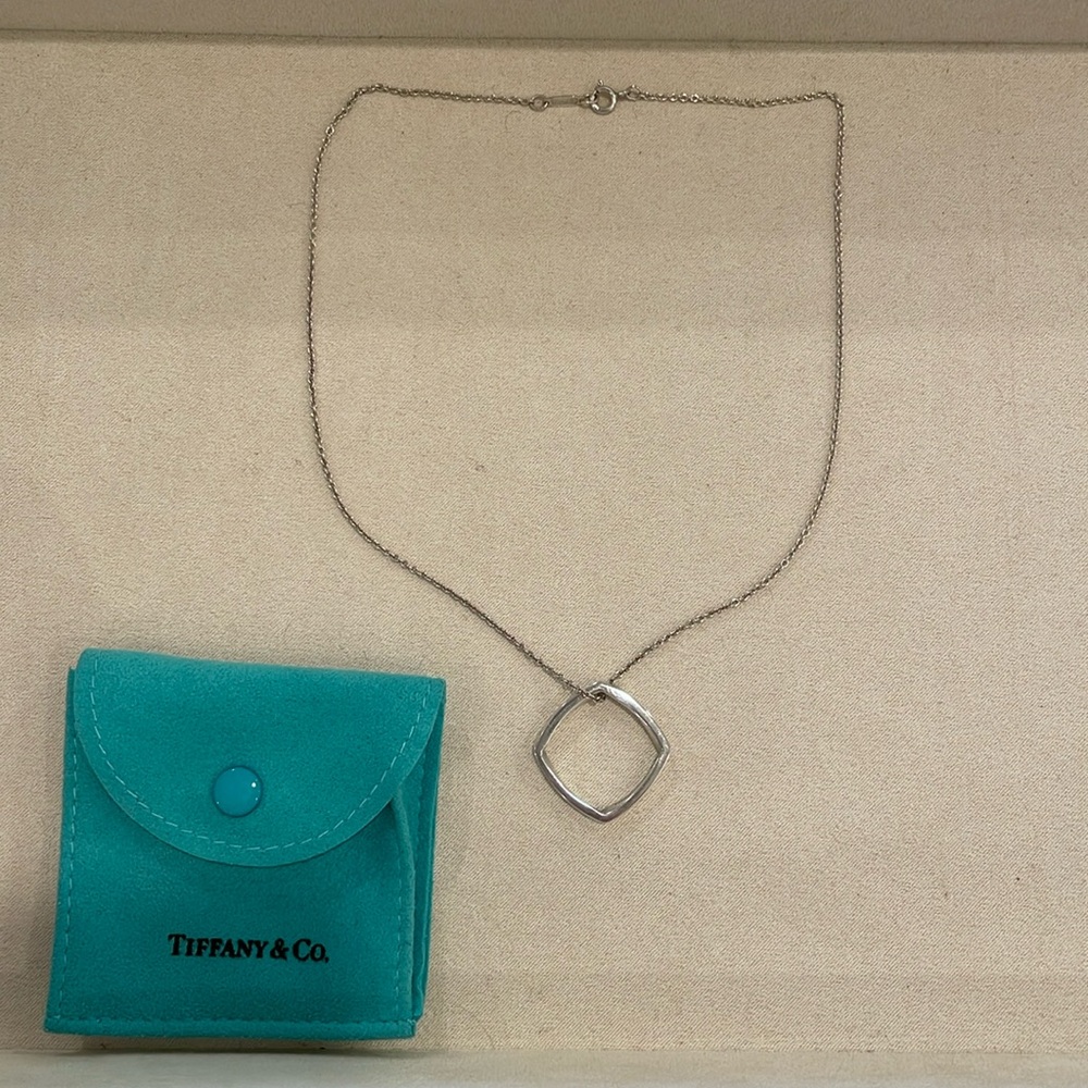 Tiffany silver pendant necklace